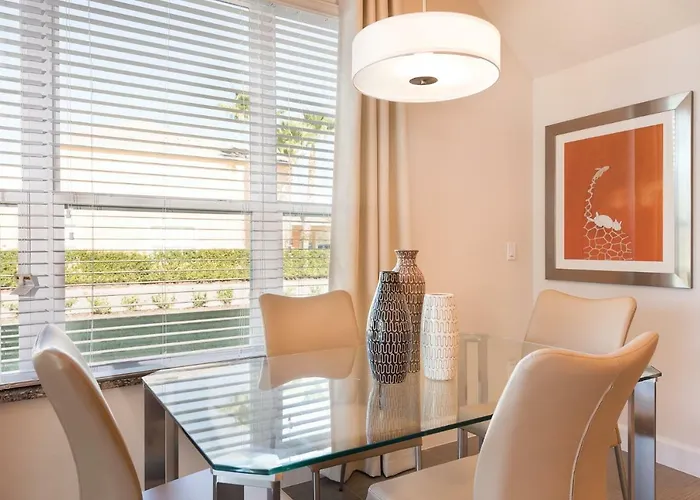 Beautiful 3 Bedroom Suites, 20 Min From Disney Townhouse