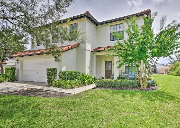 Disney Villa With Game Room And Pool - 10 Mi To Parks!